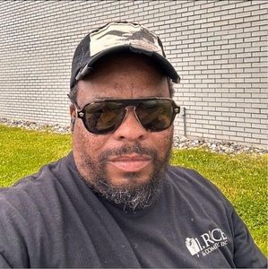 Meet your Posher, Richard